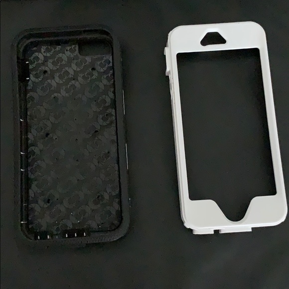 iPhone SE case - Picture 3 of 3